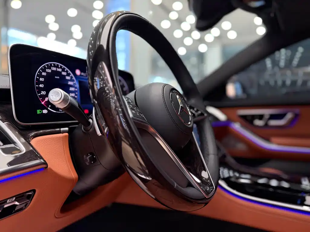 Mercedes-Benz Maybach S-Class 2022 — фото 15