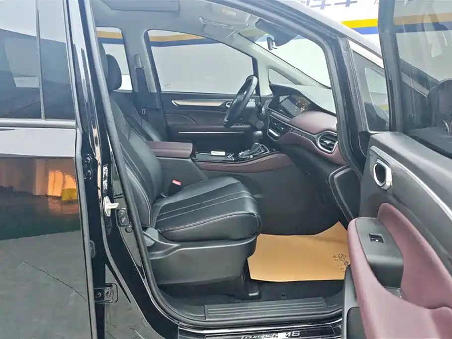 GAC Motor Trumpchi M6 2023 — фото 8