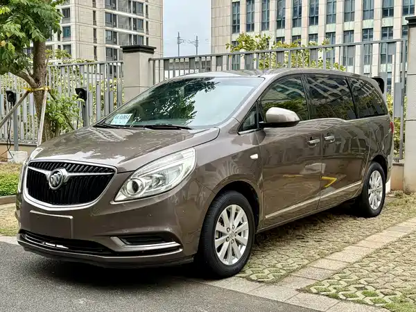 Buick GL8 2017