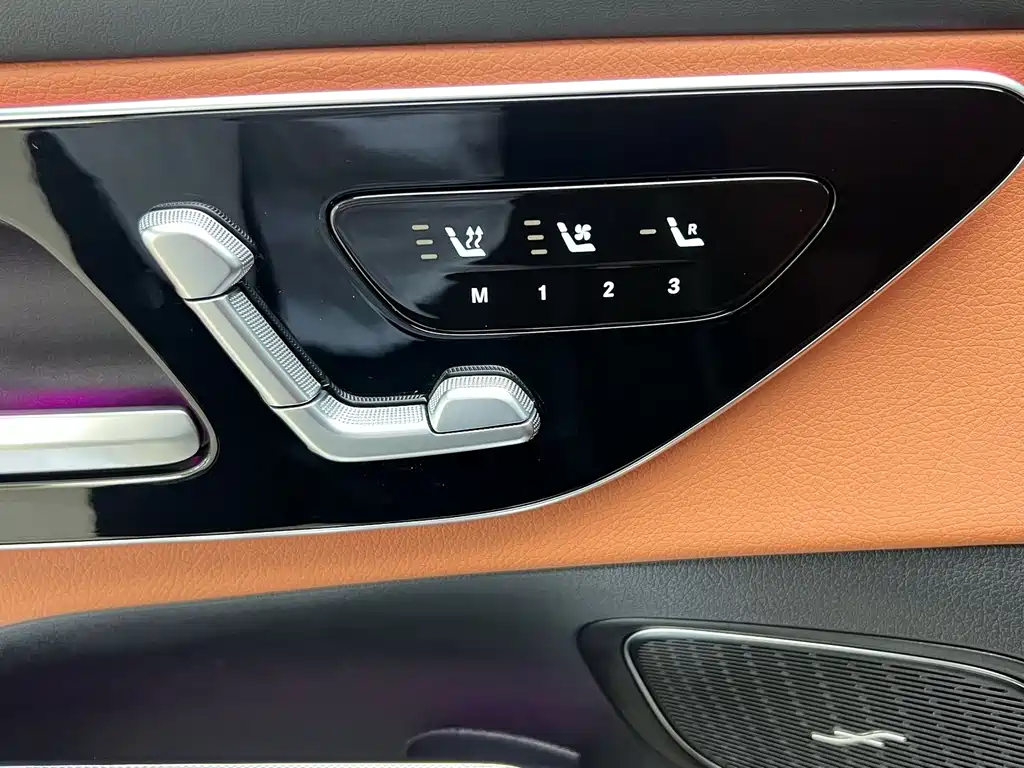 Mercedes-Benz GLC 2025 — фото 18