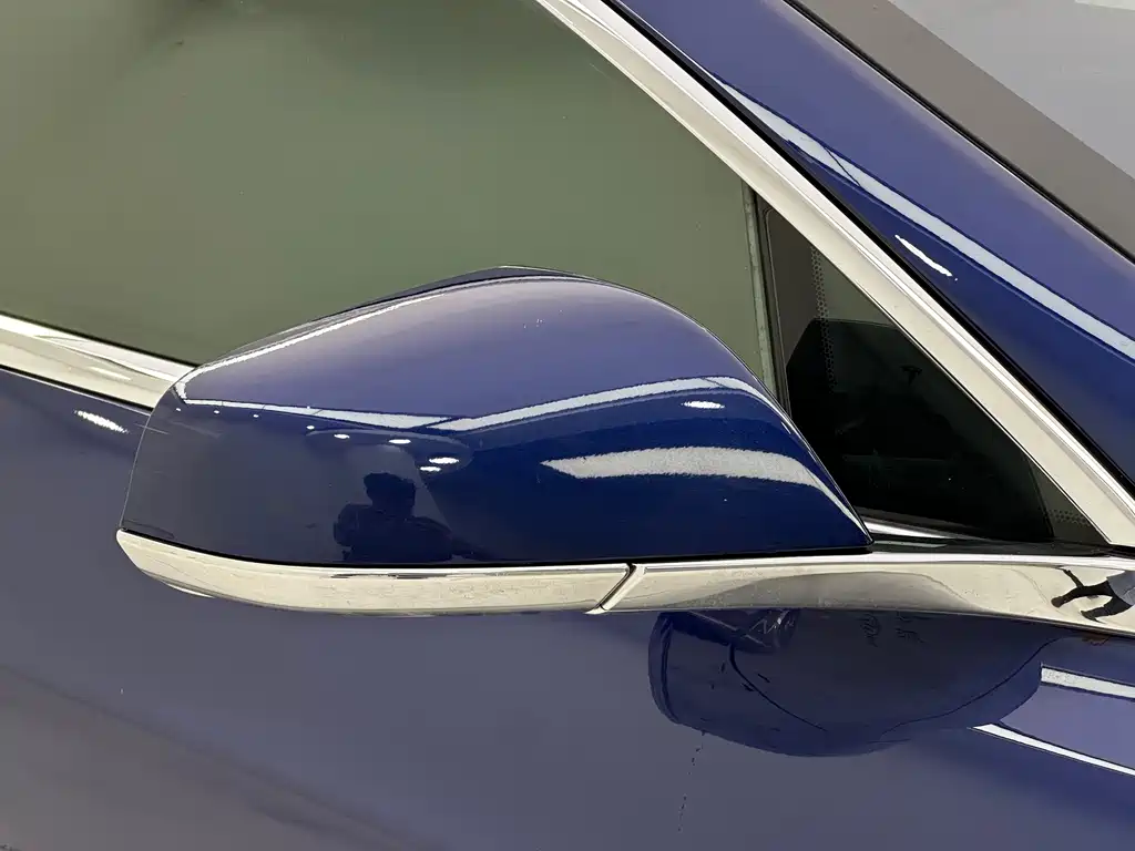Tesla Model S 2018 — фото 10