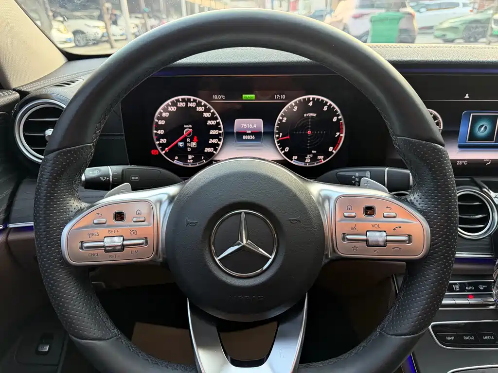 Mercedes-Benz E-Class 2019 — фото 8