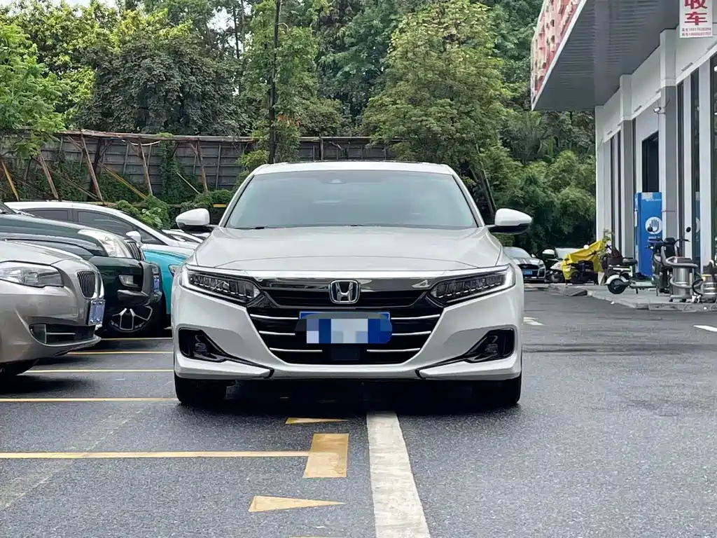 Honda Accord 2022 — фото 2