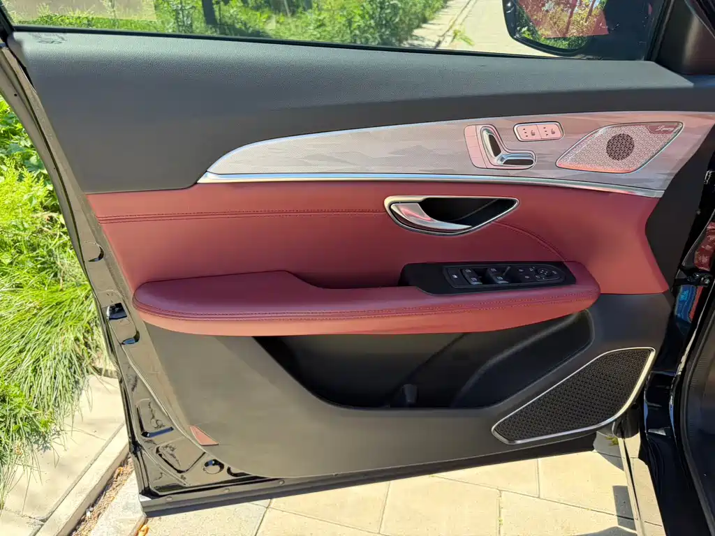 Jetour X70 PLUS 2023 — фото 14