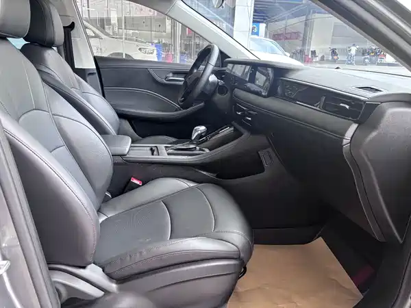 Roewe i5 2024