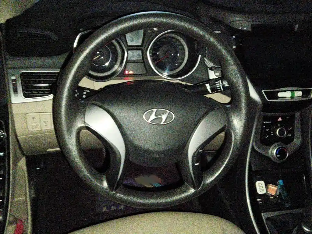 Hyundai Elantra Langdong 2017 — фото 3