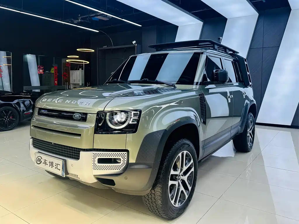 Land Rover Defender 2021