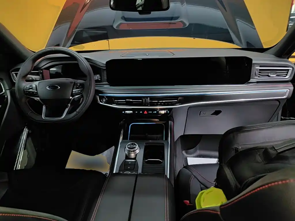 Ford Explorer 2022 — фото 10