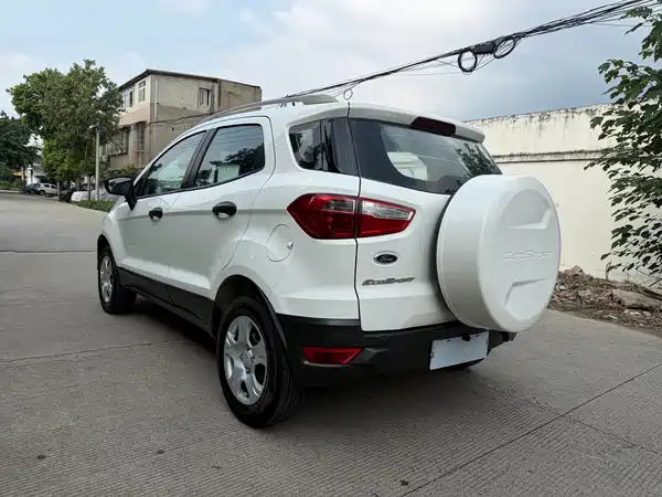 Ford EcoSport 2015