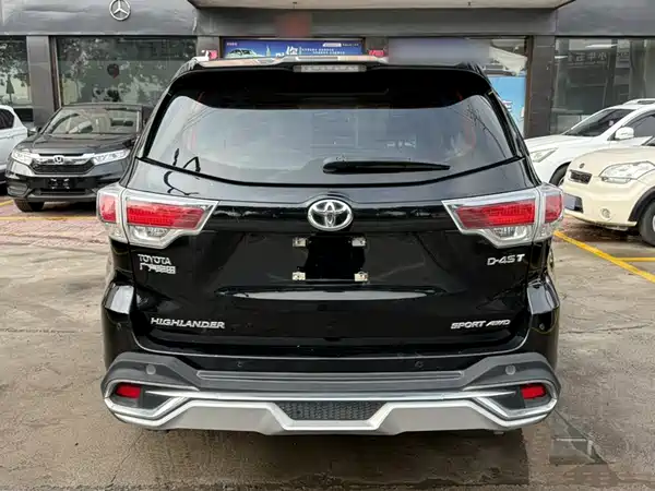 Toyota Highlander 2016