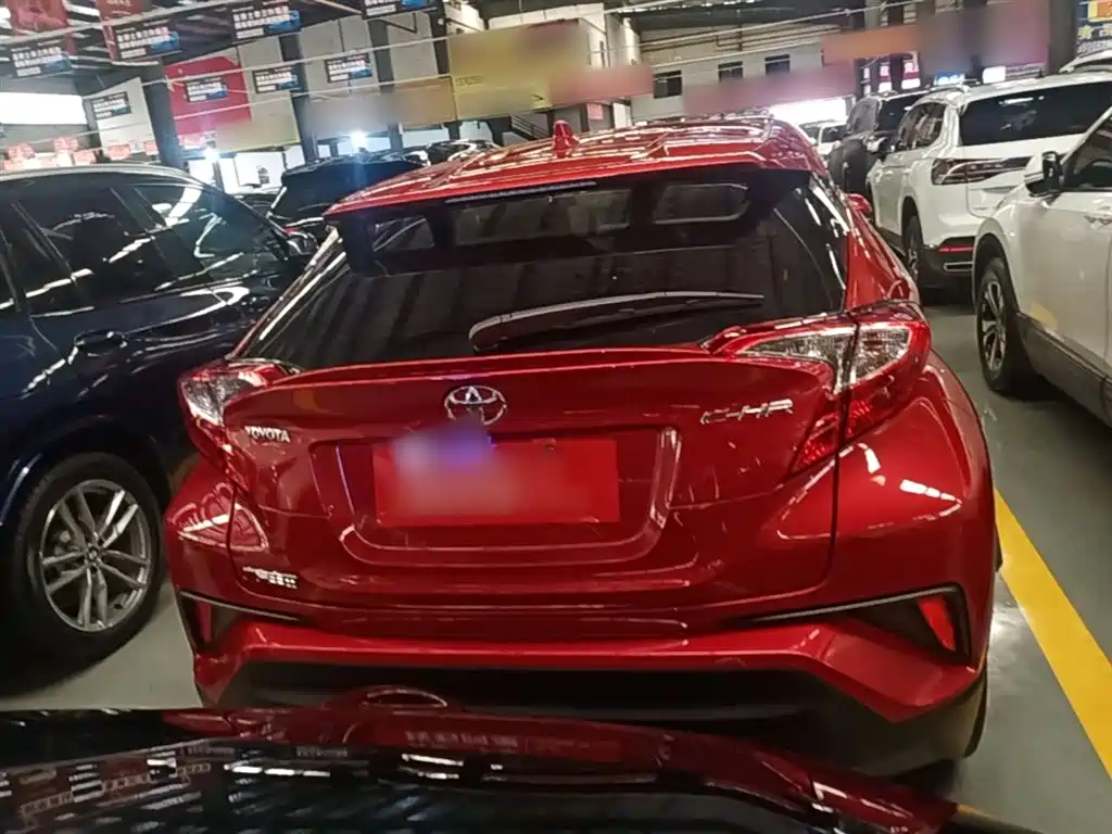 Toyota C-HR 2021 — фото 6