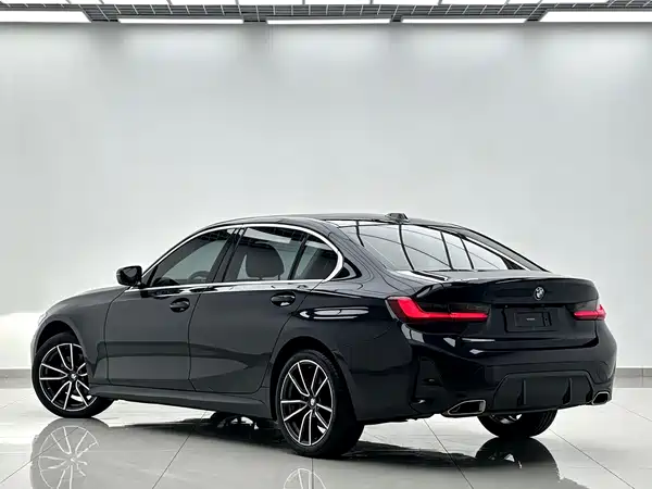 BMW 3 Series 2023