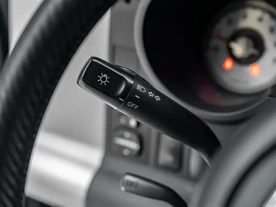 Toyota FJ Cruiser 2020 — фото 9