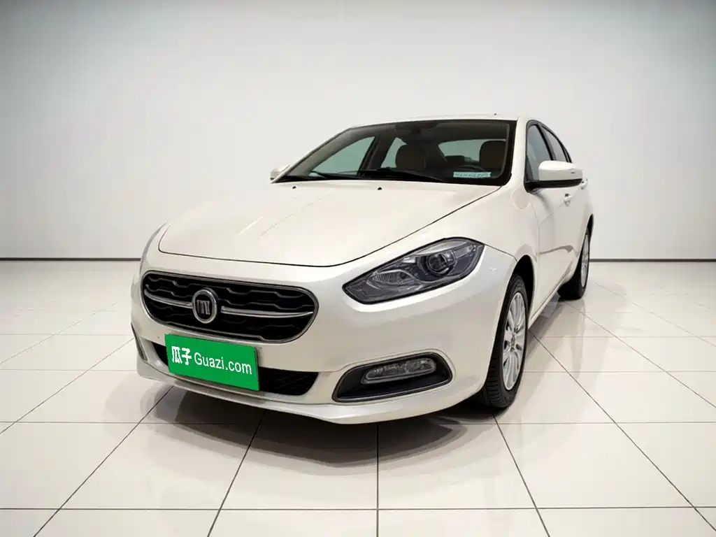 Fiat Viaggio 2015 — фото 2