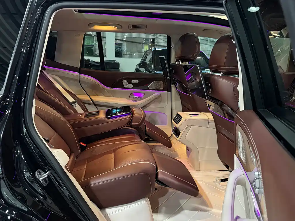 Mercedes-Benz GLS 2023 — фото 7