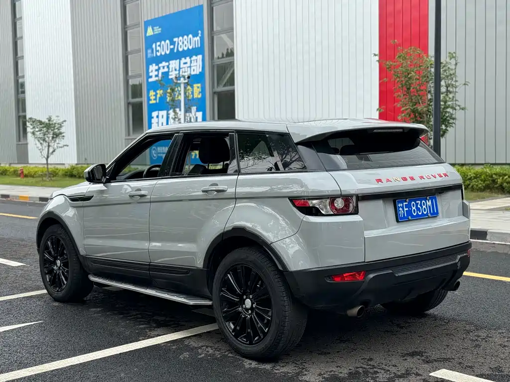 Land Rover Evoque 2016 — фото 14