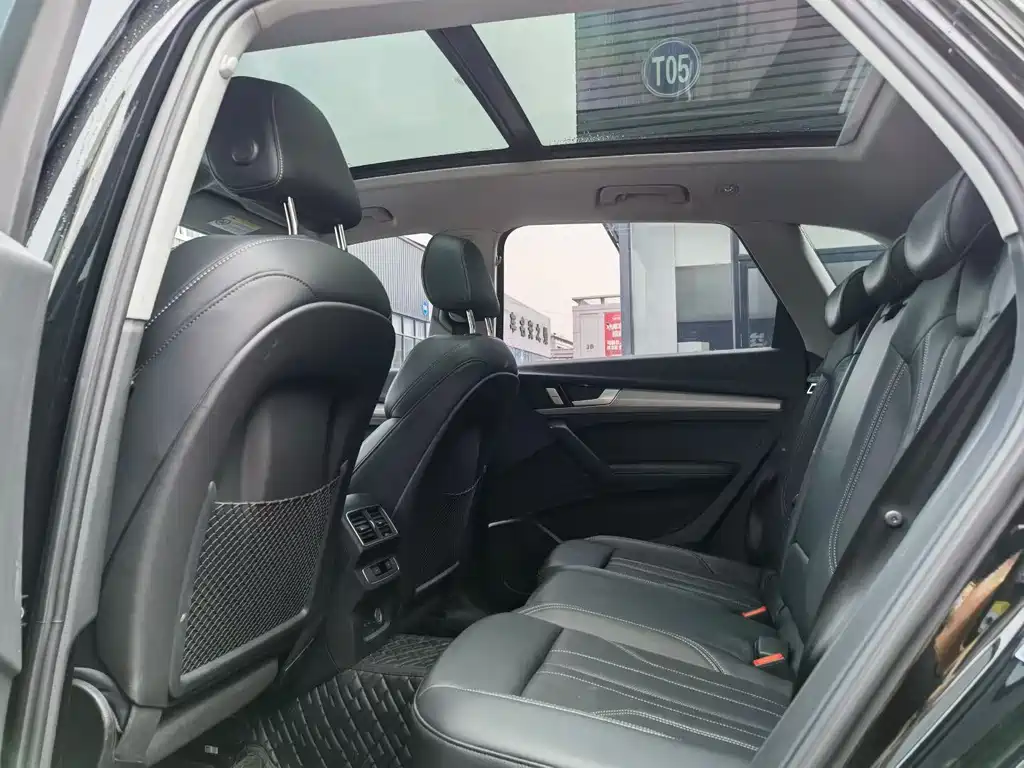 Audi Q5L 2025