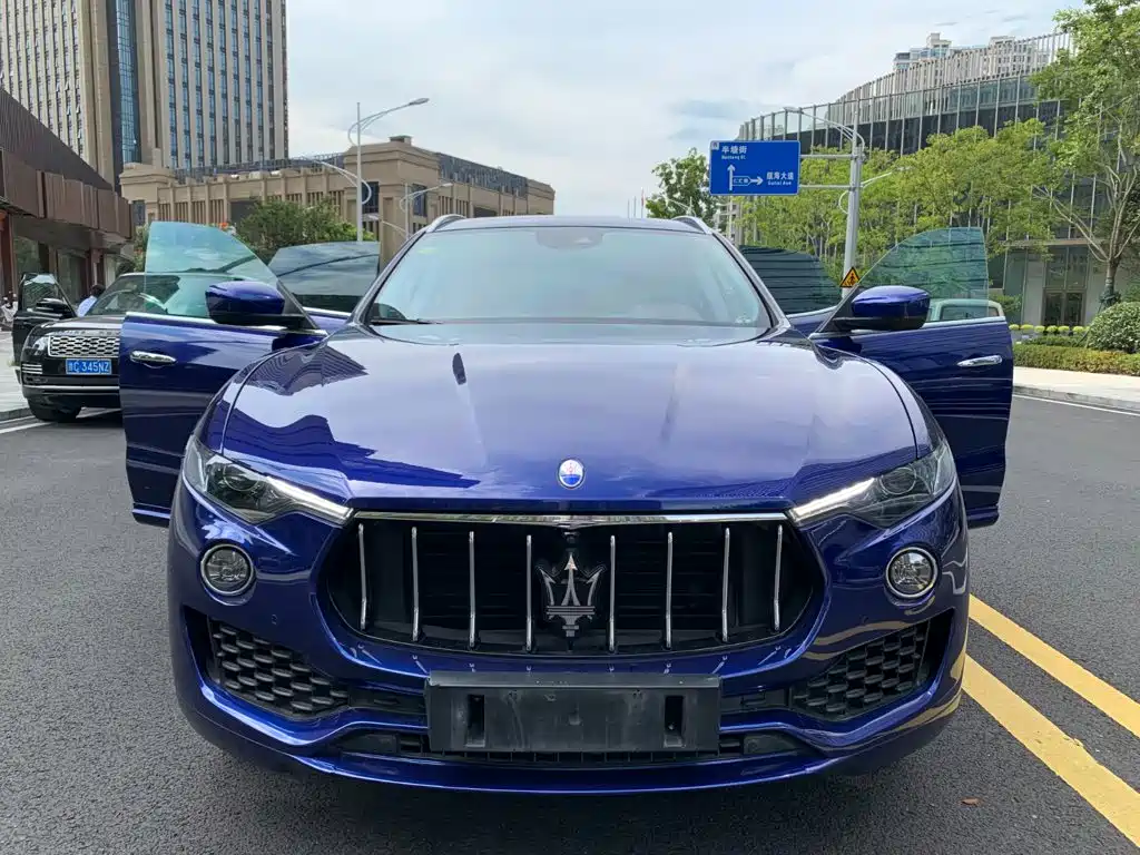 Maserati Levante 2017 — фото 2