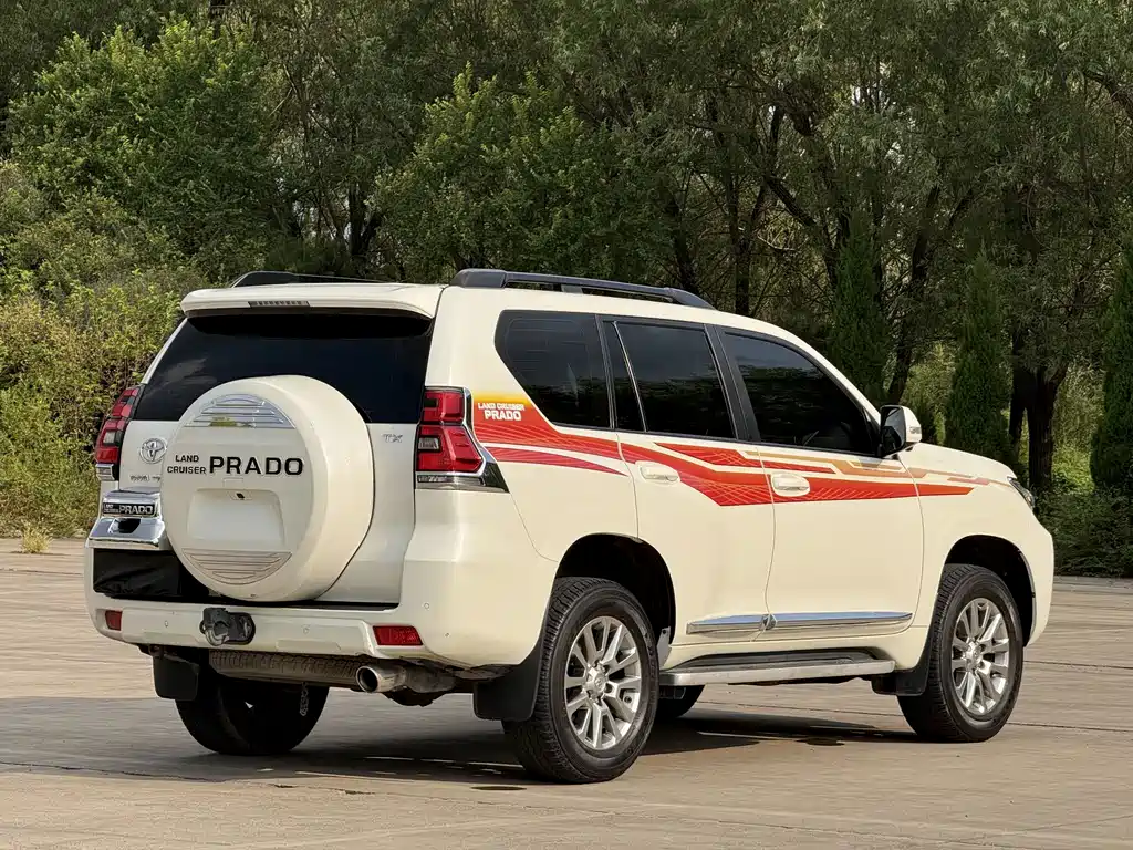 Toyota Prado 2019 — фото 7