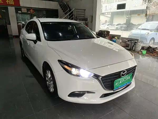 Mazda 3 Axela 2018