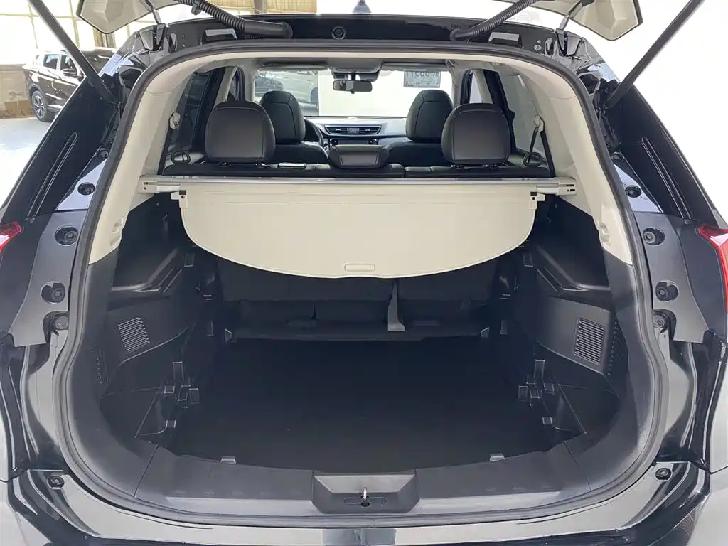 Nissan X-Trail 2023 — фото 14