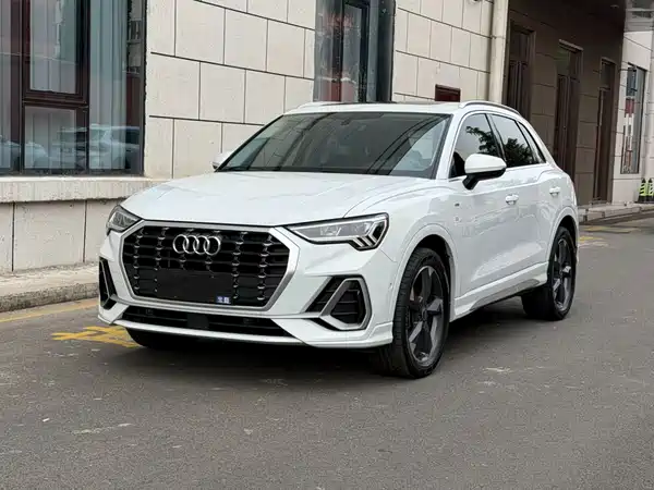 Audi Q3 2022