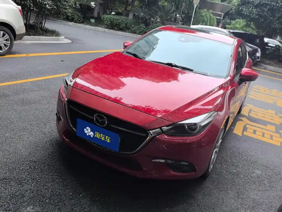 Mazda 3 Axela 2018 — фото 1