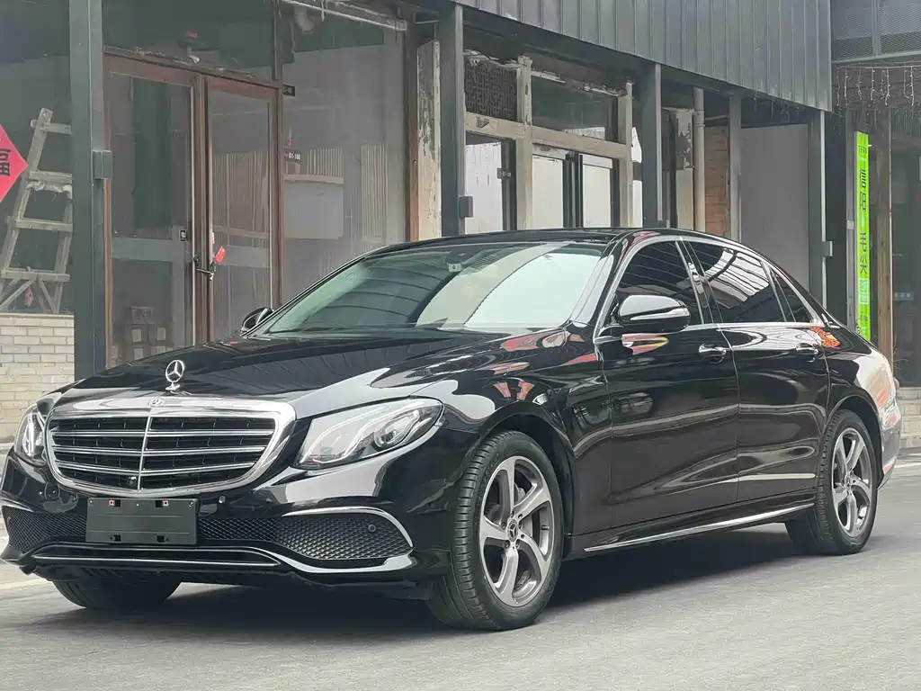 Mercedes-Benz E-Class 2018 — фото 1