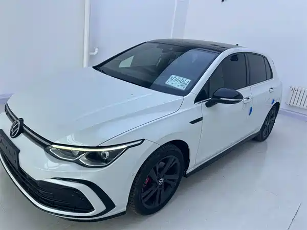 Volkswagen Golf 2021