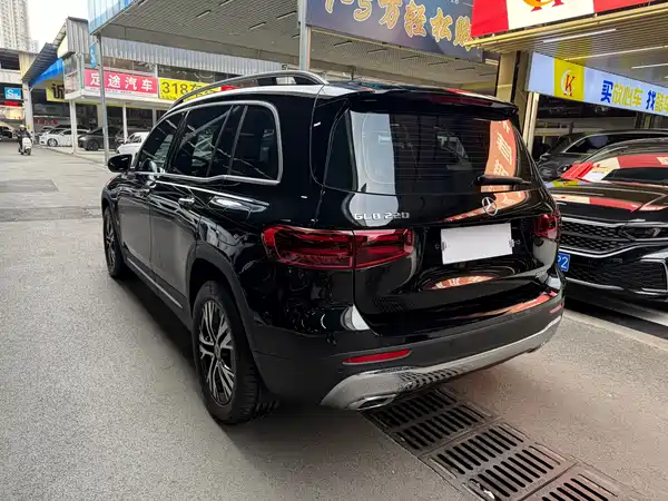 Mercedes-Benz GLB 2024