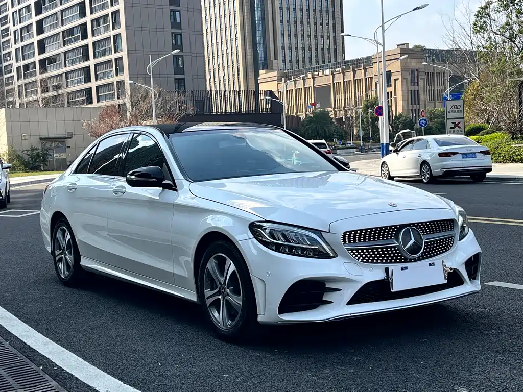Mercedes-Benz C-Class 2020 — фото 3