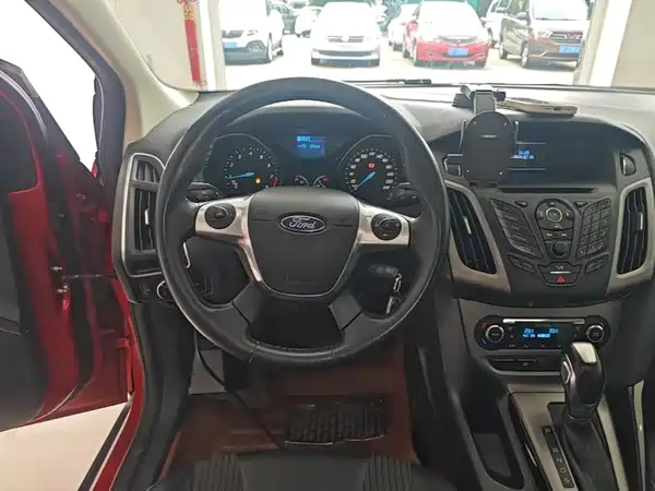 Ford Focus 2015
