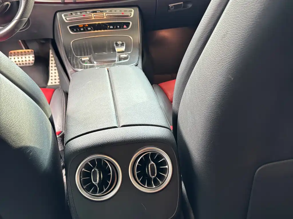 Mercedes-Benz E-Class 2021 — фото 13