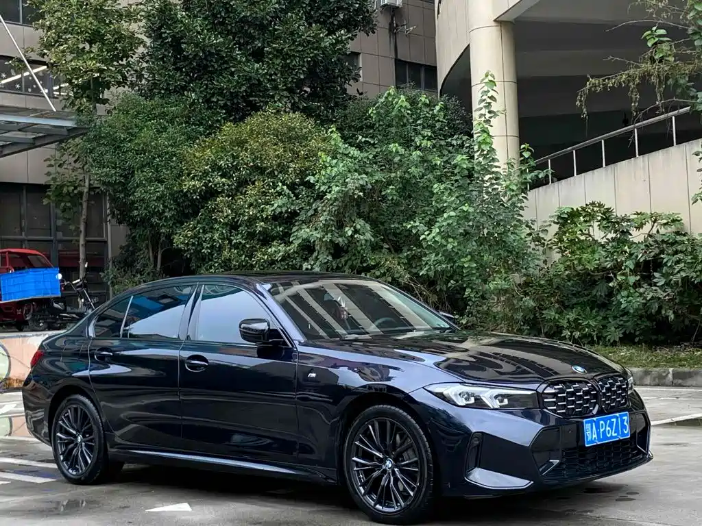 BMW 3 Series 2023