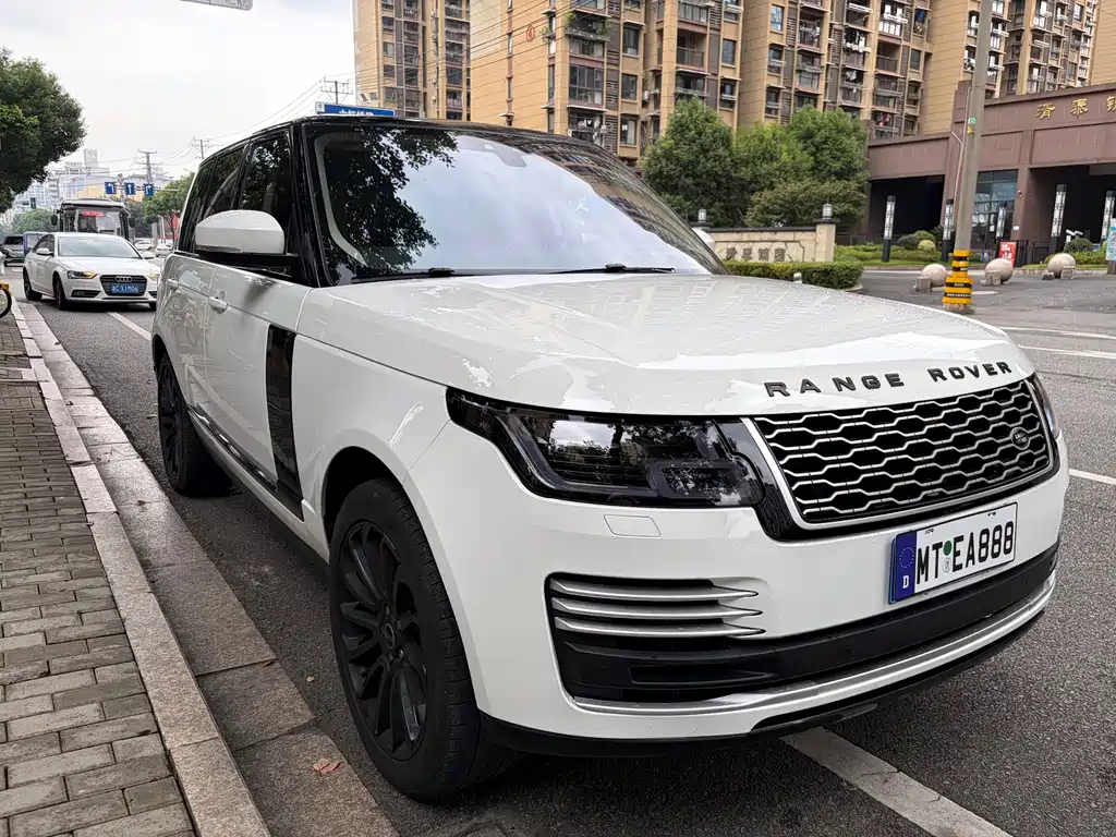 Land Rover Range Rover 2019 — фото 3