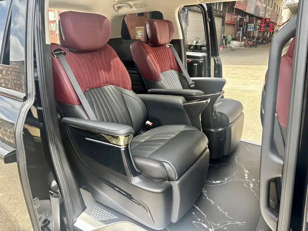 GAC Motor Trumpchi E9 2025 — фото 14