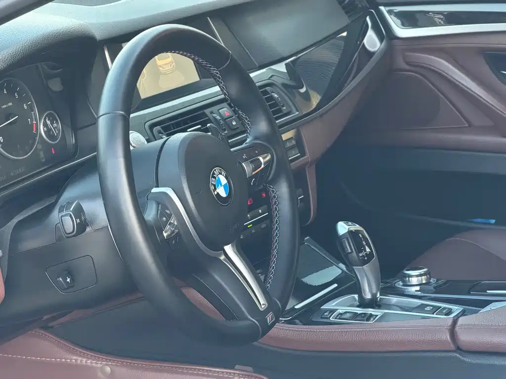 BMW 5 Series 2015