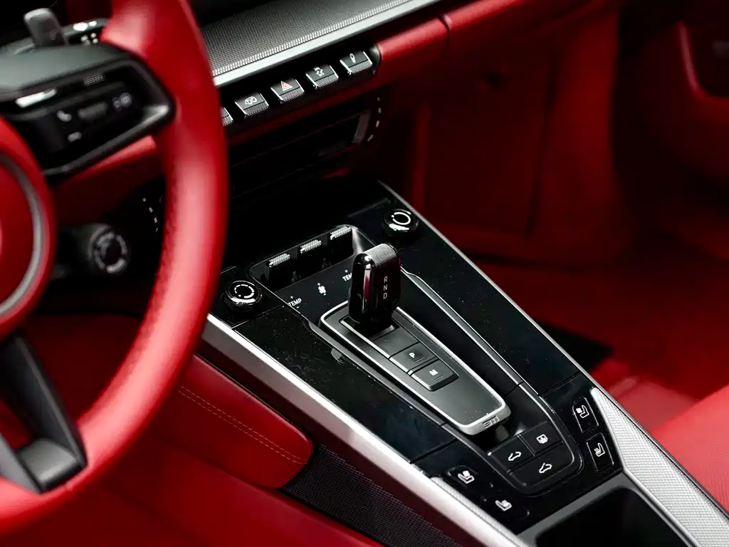 Porsche 911 2021 — фото 12