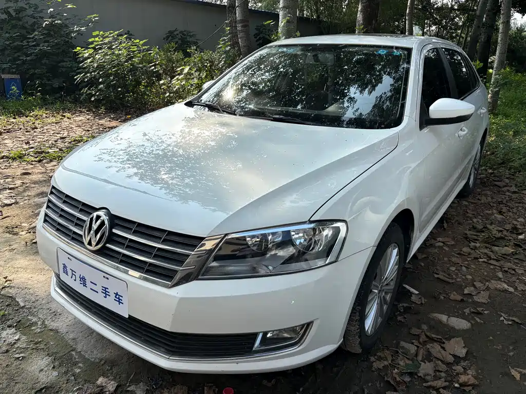 Volkswagen Gran Lavida 2013