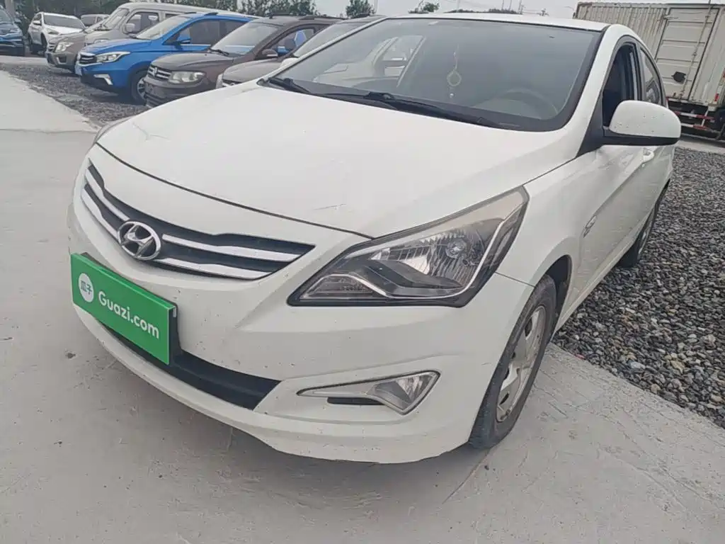 Hyundai Verna 2016 — фото 2