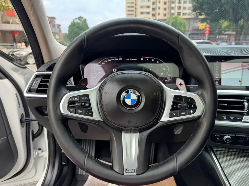 BMW 3 Series 2021 — фото 15