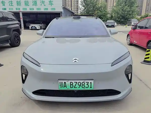 NIO ET5 2022