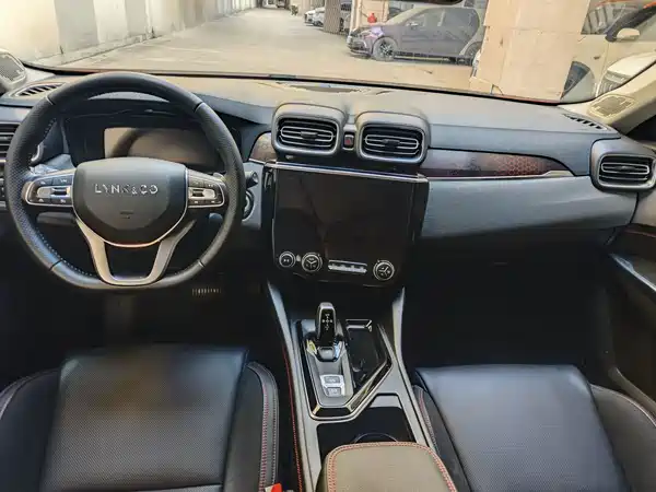 Lynk & Co 02 2019