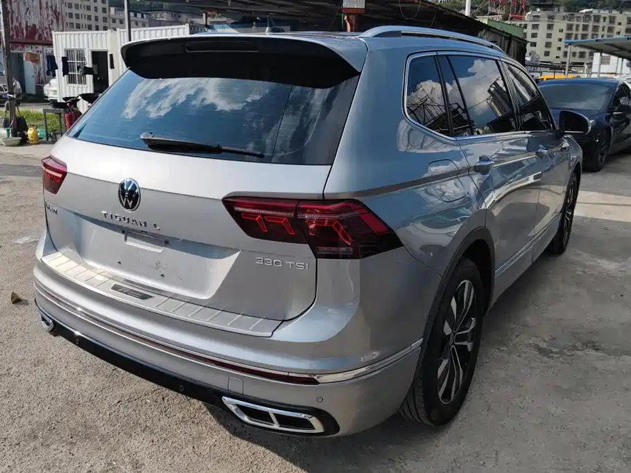 Volkswagen Tiguan L 2022 — фото 3