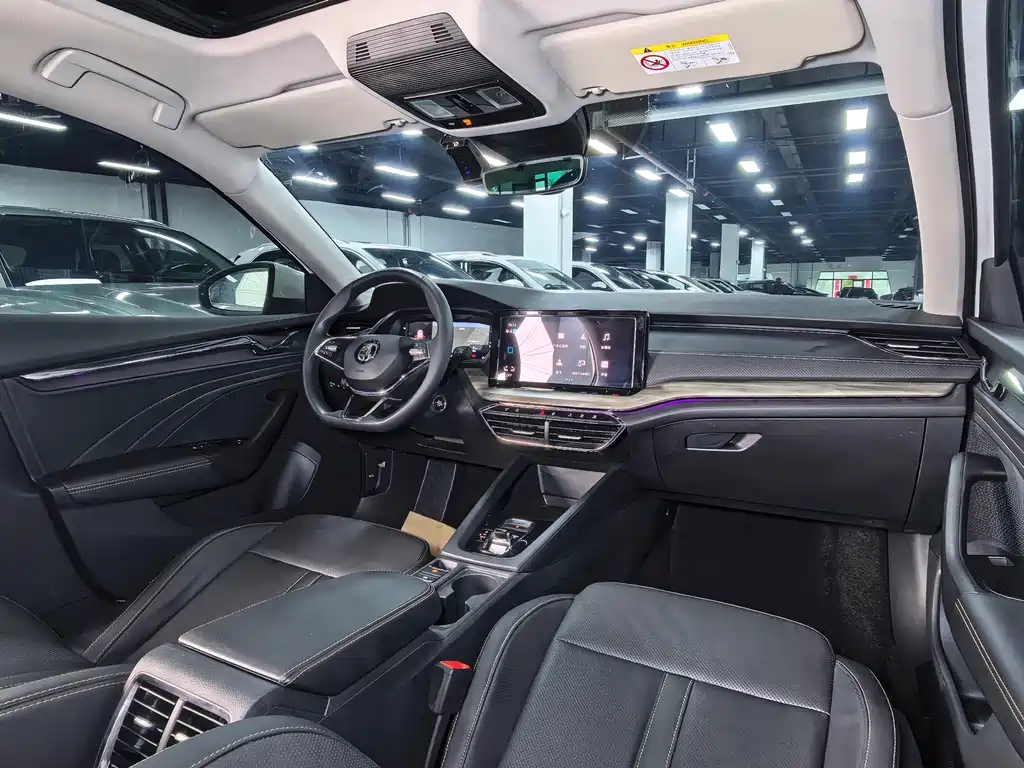 Skoda Octavia 2022 — фото 15