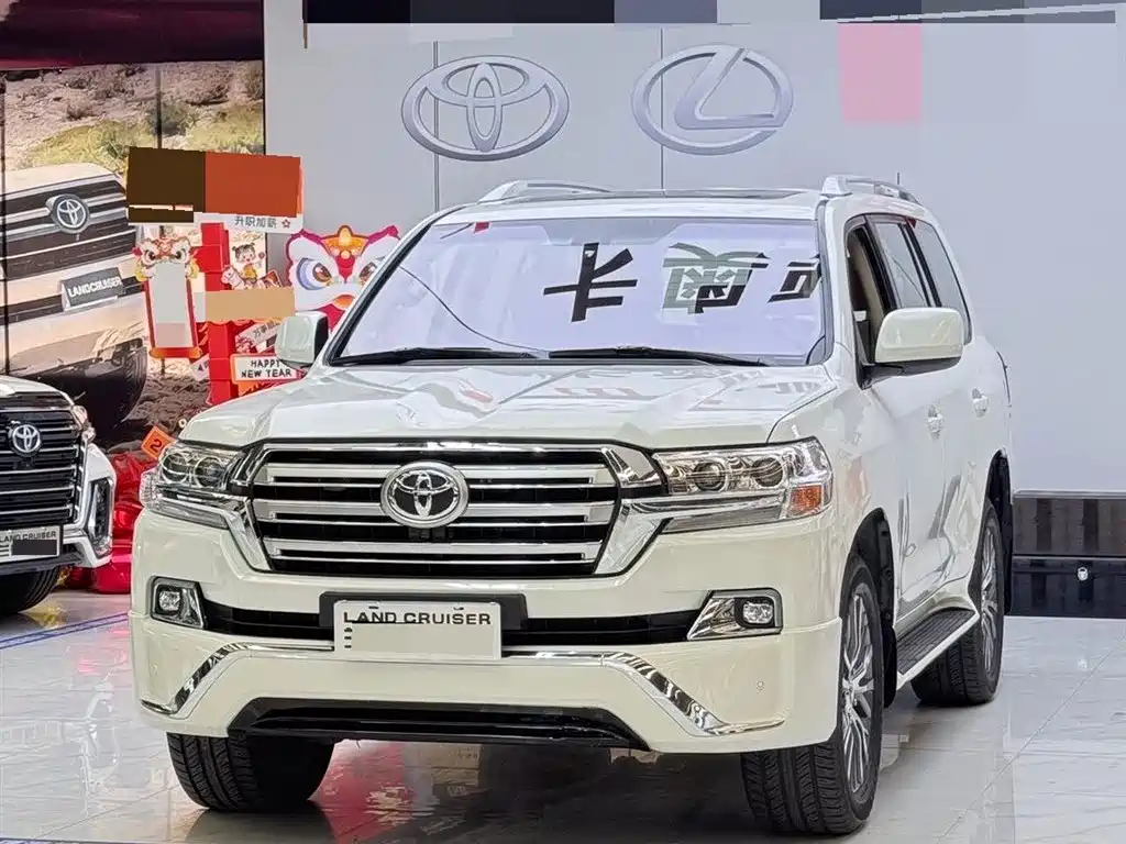Toyota Land Cruiser 2011