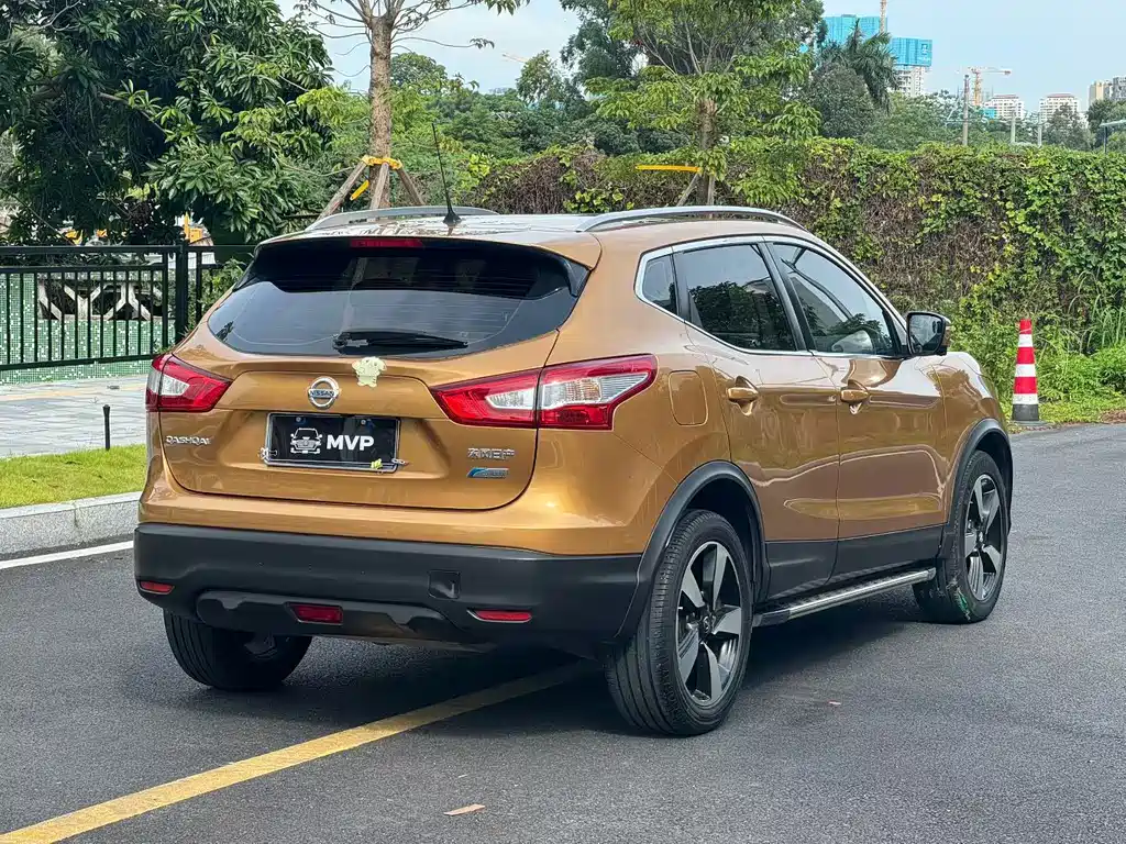 Nissan Qashqai 2015 — фото 7