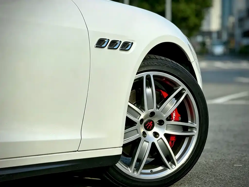 Maserati Quattroporte 2014 — фото 6