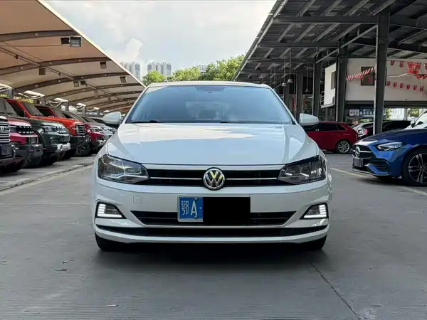 Volkswagen Polo 2021