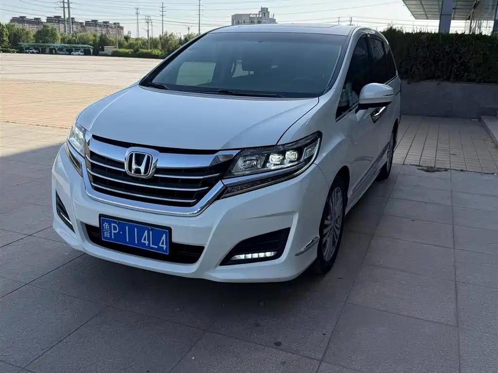 Honda Elysion 2016